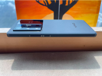 Vivo X70 Pro Plus外媒测评：Vivo专业摄影旗舰对比iPhone12ProMax