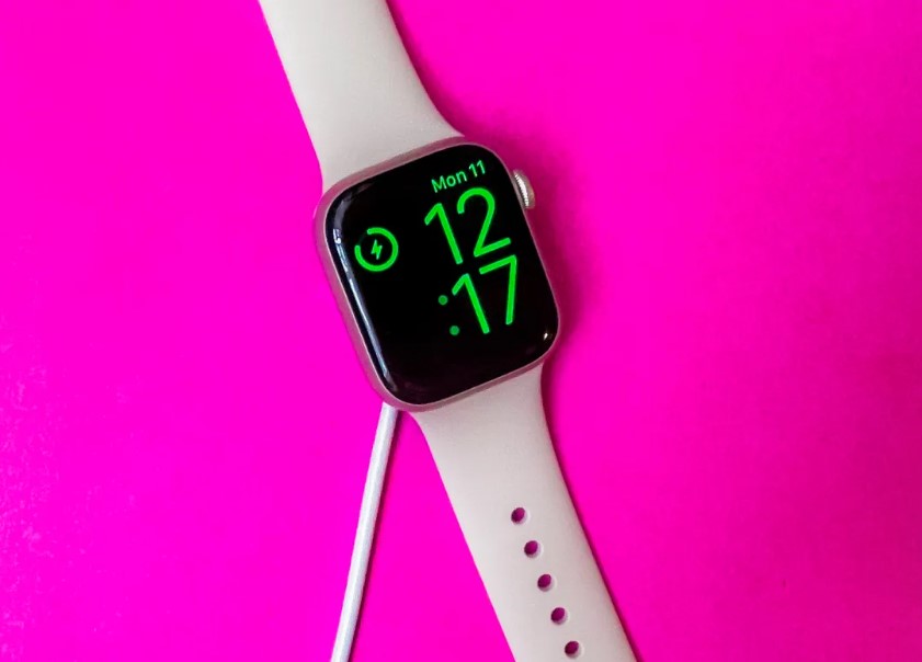 苹果Apple Watch很棒，但我在2022年想要更多