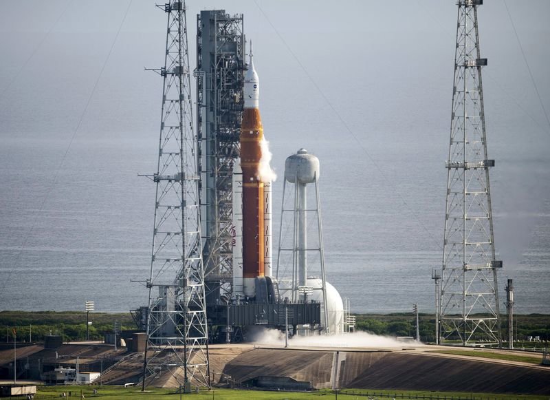 NASA登月火箭再次放弃发射