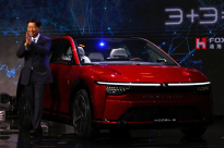 富士康董事长刘扬伟：希望将业务扩展到为汽车品牌制造电动汽车