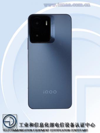 iQOO 新机入网工信部采用LCD 水滴屏 支持 18W 快充