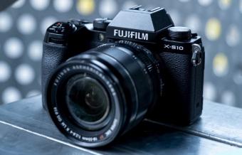 富士预计将在5月的发布会上推出 X-S20 相机