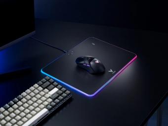 雷柏推出新款 VT950Pro 游戏鼠标并开售：采用 OLED 屏显“超跑”造型设计