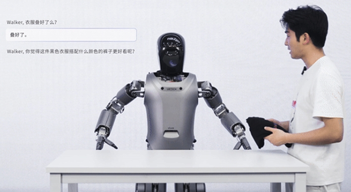 中国的UBTech将其人形机器人与百度的类似ChatGPT的Ernie Bot联系起来