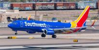 西南航空公司波音737发动机起火从拉伯克飞往拉斯维加斯的航班